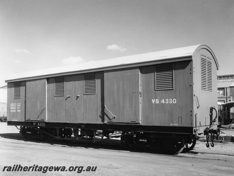P00959
VB class 4330 bogie van, side and end view
