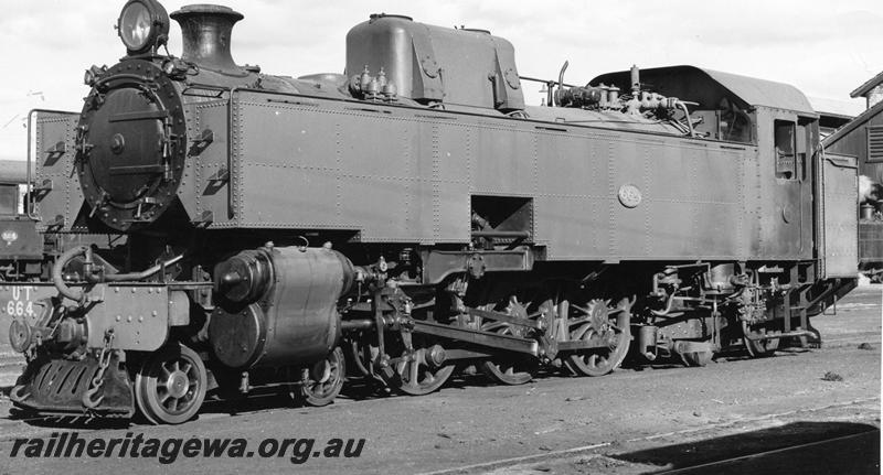 P00971
UT class 664, East Perth loco depot, front and side view, same as P0679
