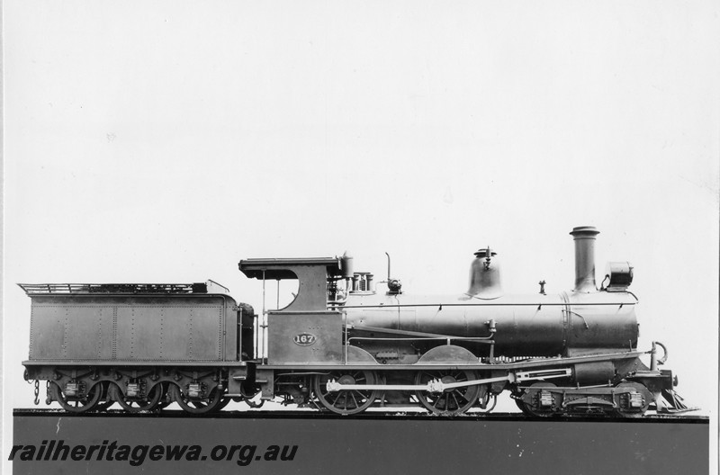 P01005
T class 167, side view, same as P5478 but with the foreground and the background masked out.
