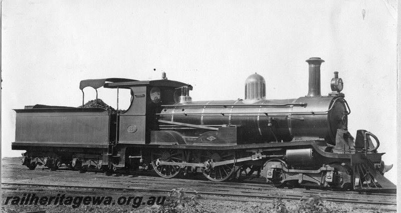 P01008
R class 146 with canopy over tender, side and front view, same as P7399
