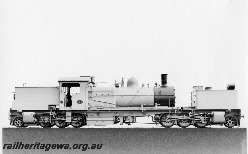 P01010
MSA class 468 Garratt loco, in photographic grey livery, builder's photo. Side view, same as P6154
