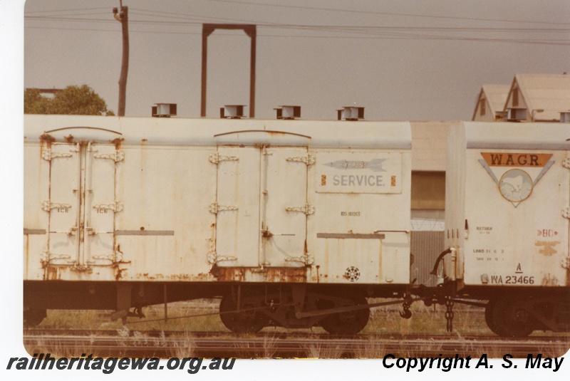 P01141
WA class 23460 bogie cool storage van, WAGR Polar Bear emblem, WA class 23466, Rocket Express Service emblem, side view, Midland, ER line.
