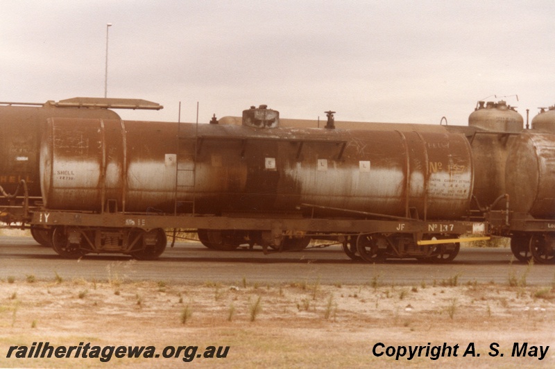 P01184
JF class 137, ex LV&S, Abernathy Road, side view.
