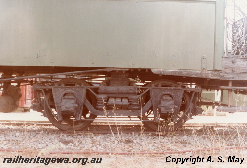 P01265
AL class 40 carriage bogie detail, Bassendean, ER line.
