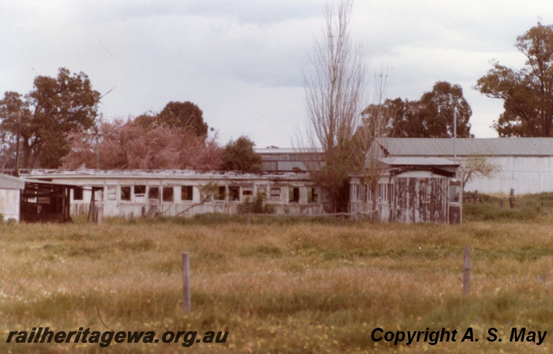 P01290
1 of 7 views of ex MRWA J class carriages abandoned on a property in South Guildford, now Rosehill, since demolished, overall view of the area showing the two vehicles
