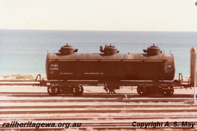 P01307
JC class 153 Vacuum Oil fuel oil tanker, side view, Leighton, ER line.
