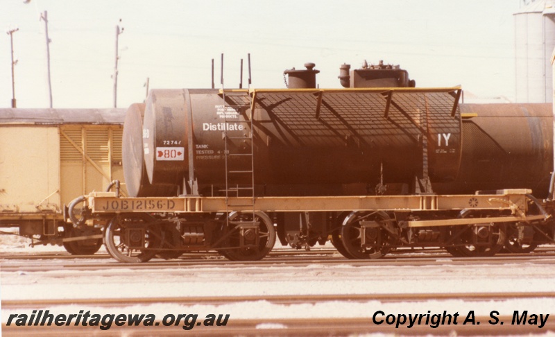 P01313
JOB class 12156 tanker, side view, Leighton, ER line.
