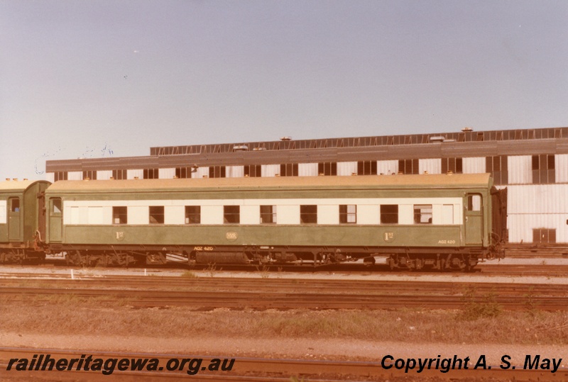 P01316
AQ class 2420 carriage, green and cream livery, side view, Claisebrook, ER line.
