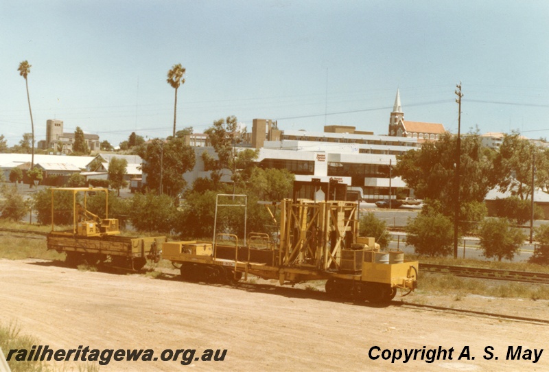 P01336
QH class 16141, HC class wagon, Bunbury, SWR line, the equipment on the QH is a 