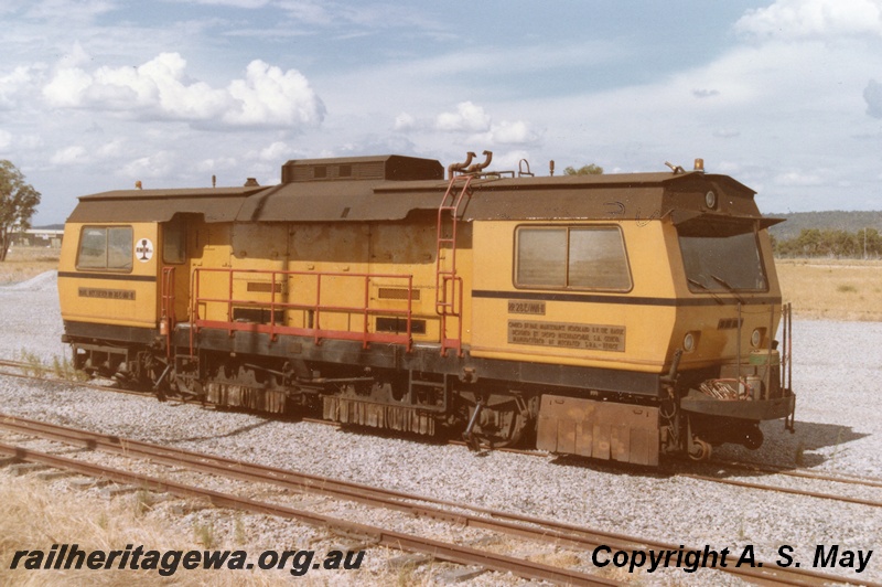 P01366
Speno rail grinder, Forrestfield Yard, side and front view.
