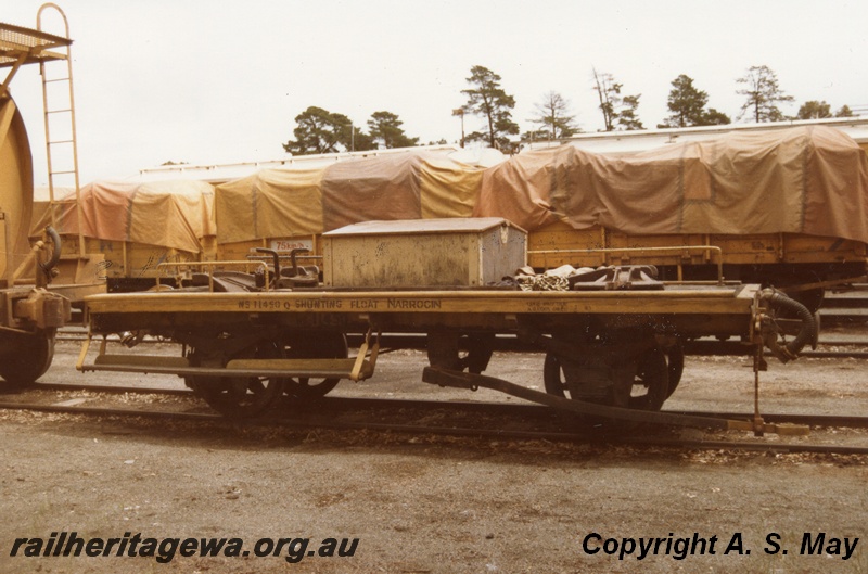 P01377
NS class 11450 shunters float, Narrogin, GSR line, side and end view.
