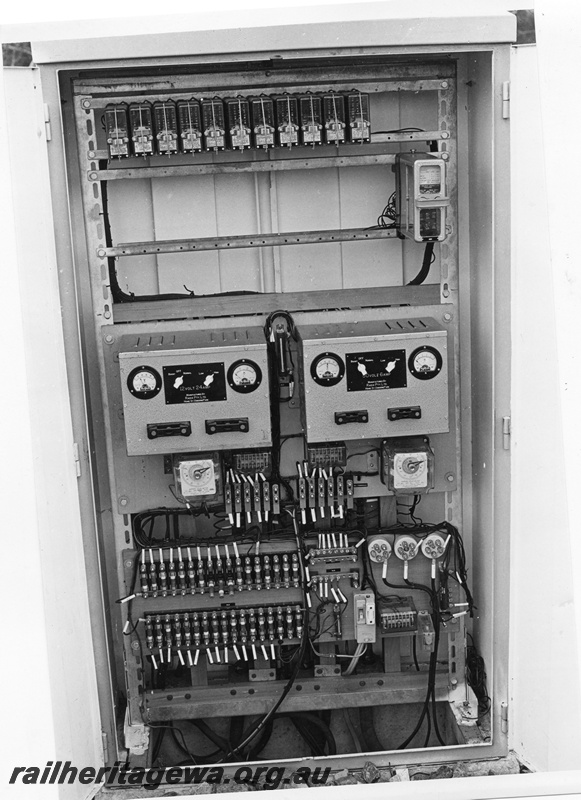 P01474
Relay cabinet for the signalling of Koolyanobbing to Kalgoorlie, view into the cabinet
