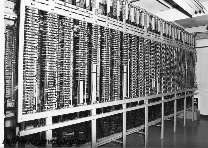 P01488
Signalling and line signalling room, Forrestfield.
