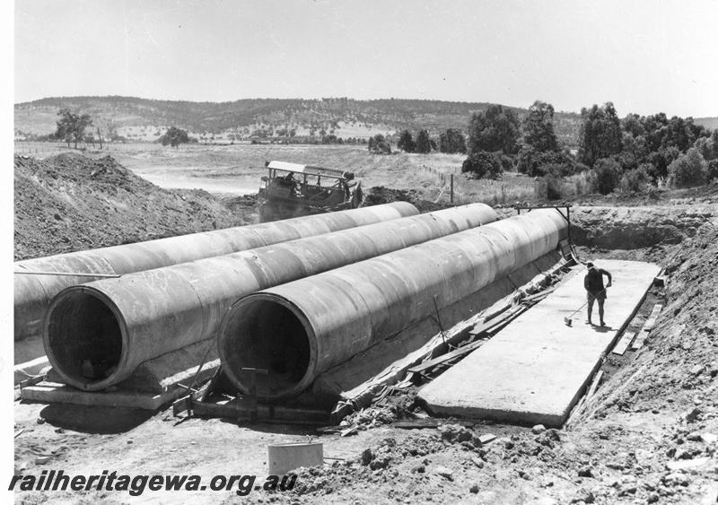 P01567
Culvert under construction, standard gauge construction, Avon Valley line
