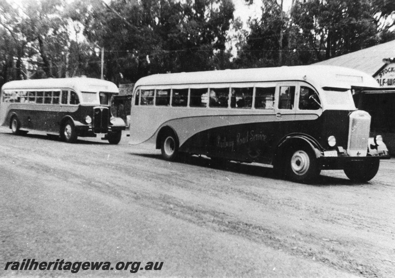 P01585
Railway Road Service half cab buses, early versions, side and front views.
