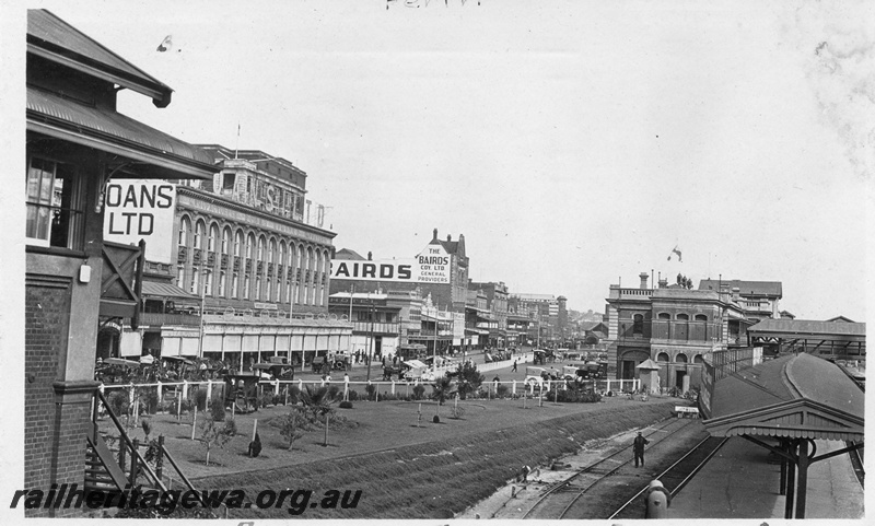 P01674
Postcard of Perth Station, ER line, view of eastern end looking west, part of signal box 