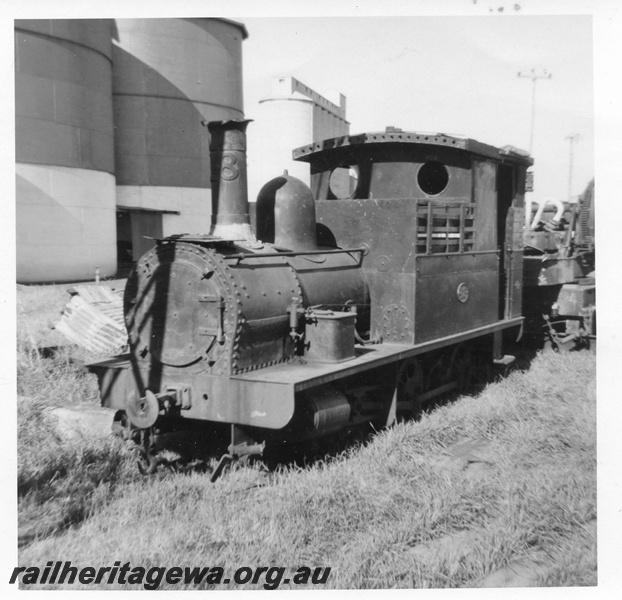 P01678
H class 18, Bunbury, SWR line, front and side view.
