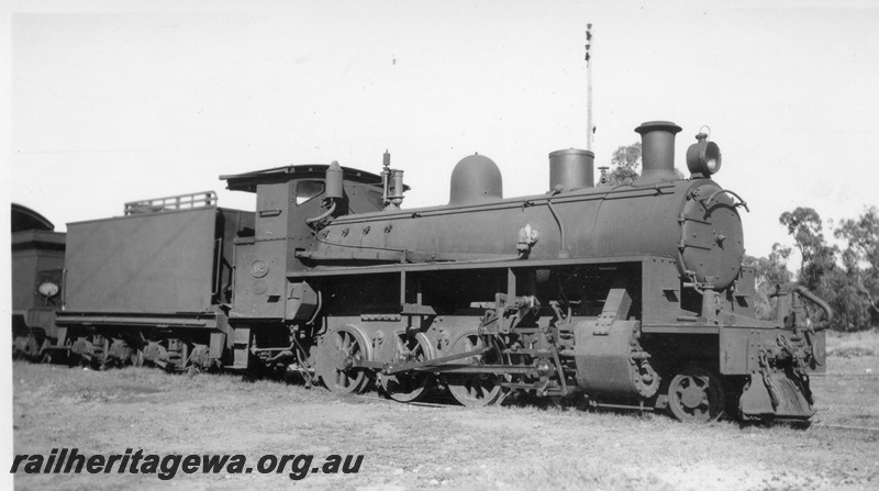 P01701
Q class 62, 4-6-0, Midland Junction, ER line, side and front view. Same as 9476
