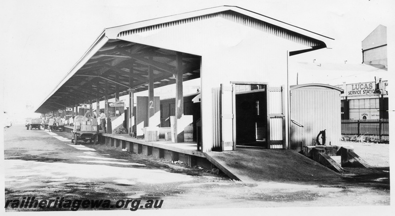 P01810
Loading platform, Perth Goods No.5 shed, view along the platform
