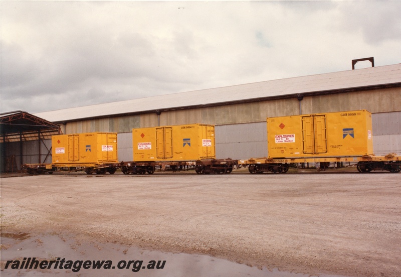 P01831
QRC class 6483 with two other QRC class bogie flat wagons with 