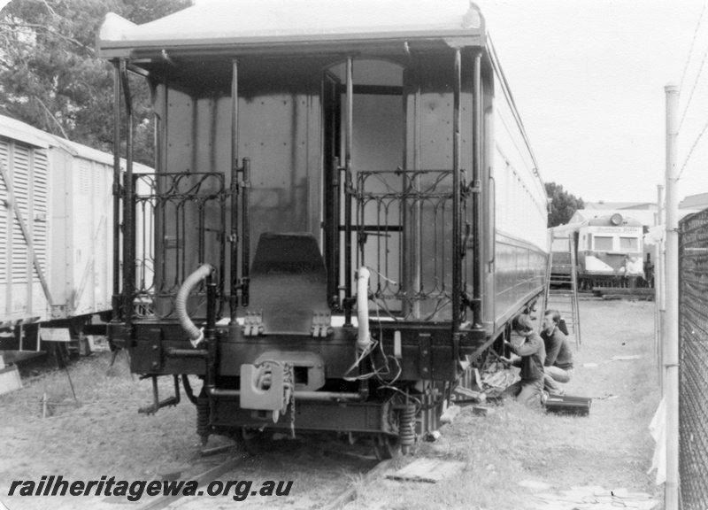 P01839
AQZ class 423, Rail Transport Museum, end view, being restored.
