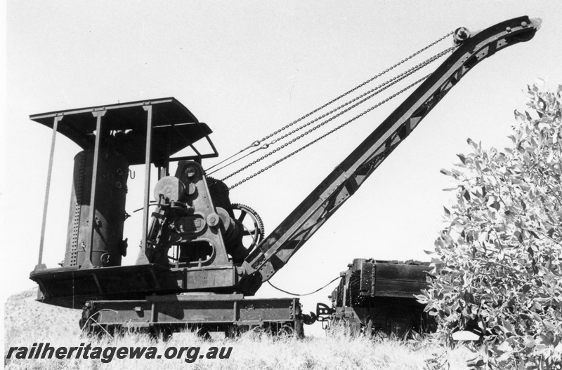 P01888
2 of 2 views of a steam crane, side view
