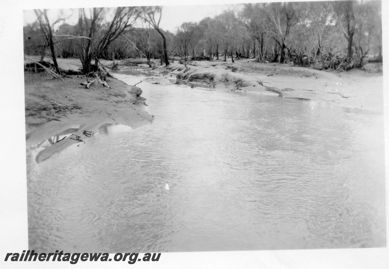 P02165
3 of 3 images of the flooding at Kulyalling Bridge, GSR line, view of the flooded area.
