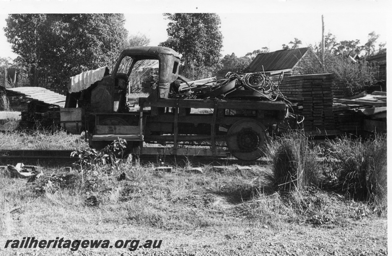 P02184
Adelaide Timber Co. rail motor 