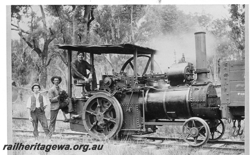 P02217
Buckingham's traction engine converted to a loco 