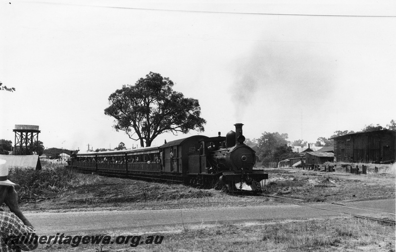 P02254
Millars loco G class 71 attached to the 