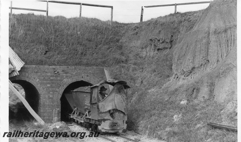 P02313
Maylands Brickworks loco and skip, passing through the Johnson Road tunnel, on the Maylands Brickworks tramway
