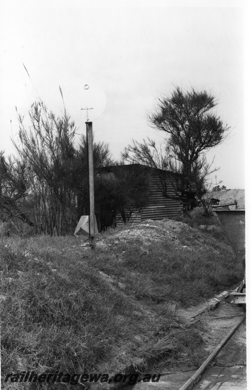 P02317
Signal, Maylands Brickworks Tramway, view from the track, the only signal on the tramway.
