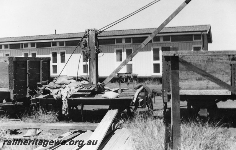 P02415
Hand crane, mounted on a 4 wheel flat wagon, side view, Derby tramway
