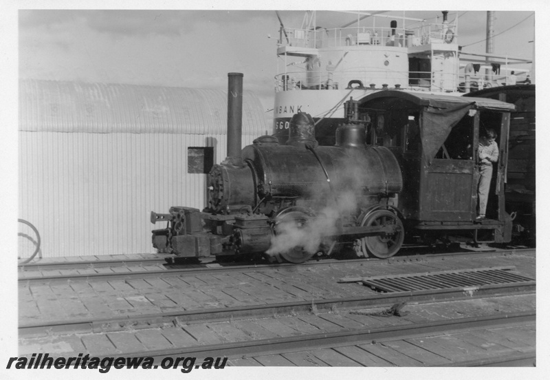 P02467
PWD loco Kia Ora, Bunbury Jetty, front and side view, in steam
