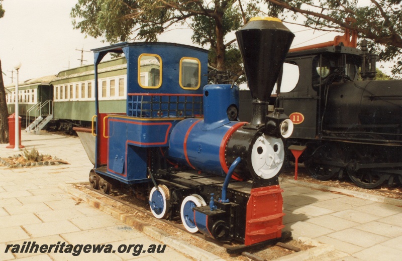 P02600
Freudenstein 0-4-0 loco at the Rail Transport Museum in a blue livery with red lining and face painted on the smokebox door as 