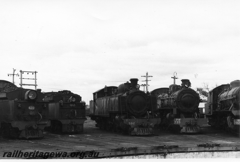 P02632
FS class 422, G class 117, DD class 592, PMR class 735 and W class 92?, around the turntable, Bunbury roundhouse
