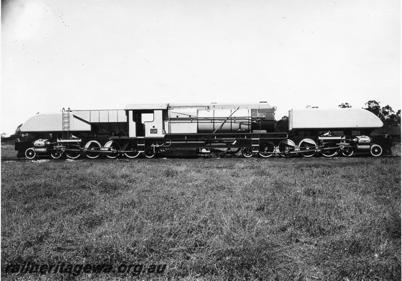 P02721
ASG class 26 Garratt articulated steam locomotive, side view, builder's photo.
