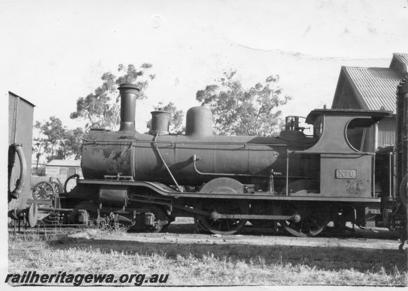 P02809
MRWA loco B class 6, side view of the engine only
