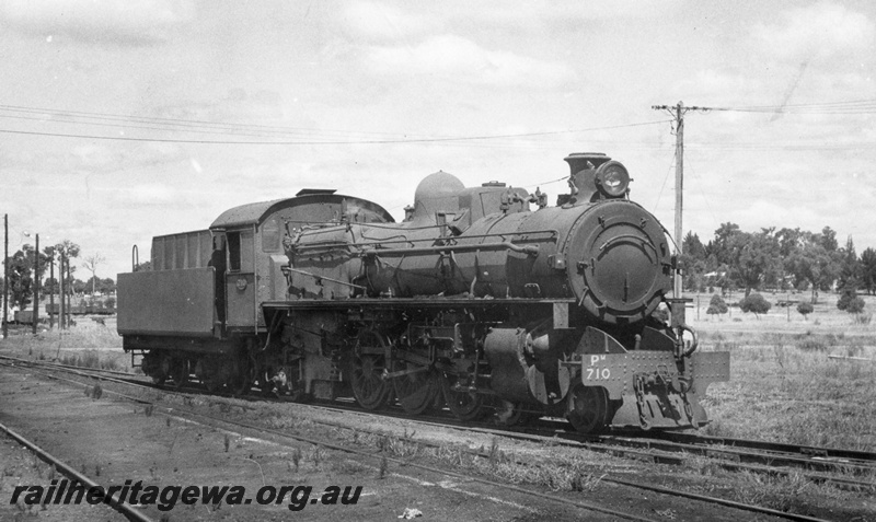 P02847
PM class 710, side and front view, Collie.
