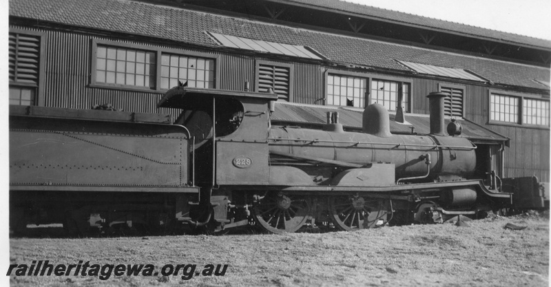 P03009
R class 228 steam locomotive, side view, East Perth, ER line, c1940s.
