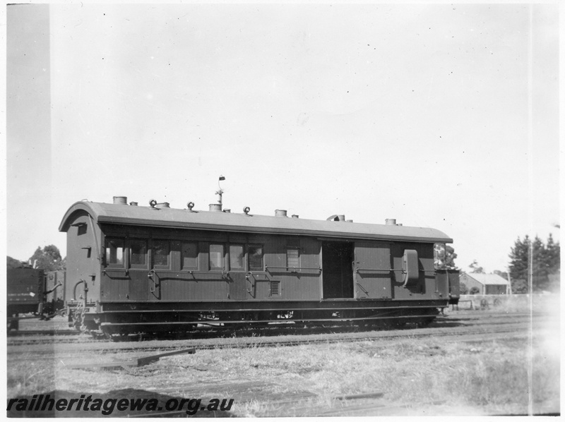 P03037
ZA class brakevan, Collie, BN line, 17 tons tare, side view
