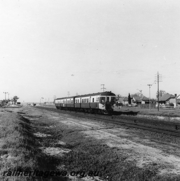 P03103
ADG class 614, ADG class 618, up passenger, Ashfield, ER Line
