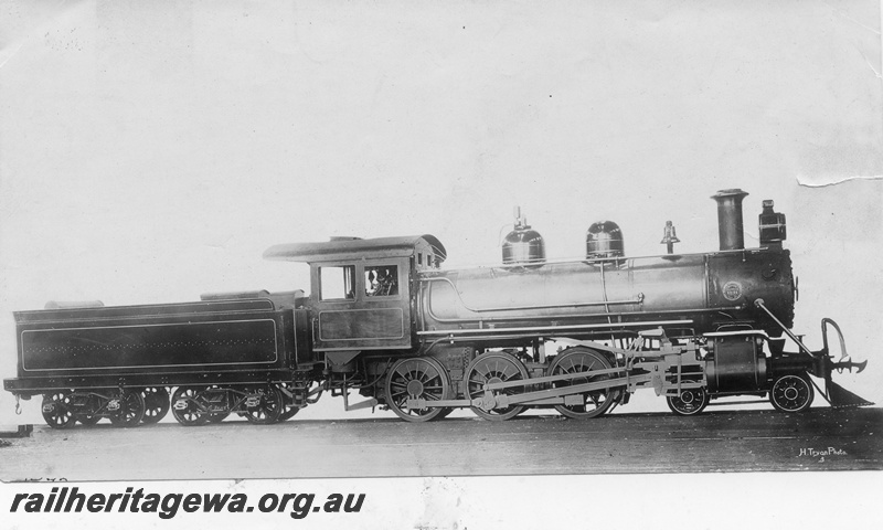 P03222
C class loco, builder's photo
