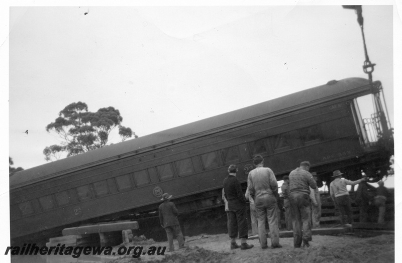 P03460
2 of 4, Derailed passenger train, No.84 express 