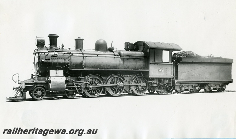 P03465
ES class 326 steam locomotive, side view.
