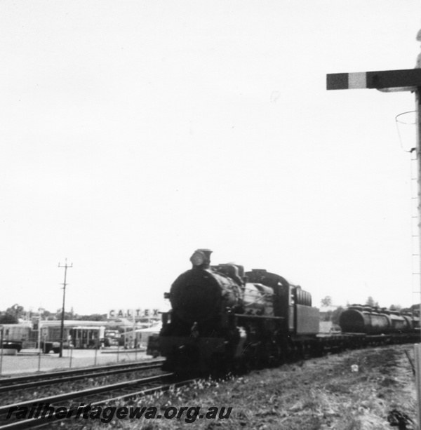 P03478
PM class 716 steam locomotive, on down goods train, passing No.22 signal, Claremont, ER line.
