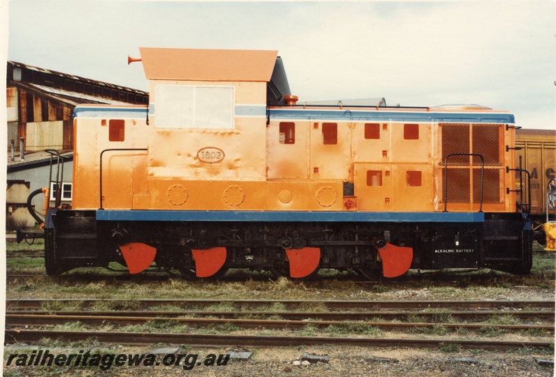 P03544
B class 1603 in orange livery, side view
