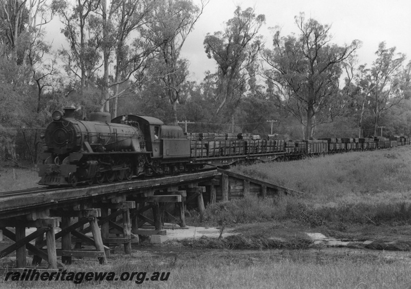 P03574
W class 945, trestle bridge over the Abba River, train of loaded timber, BB line
