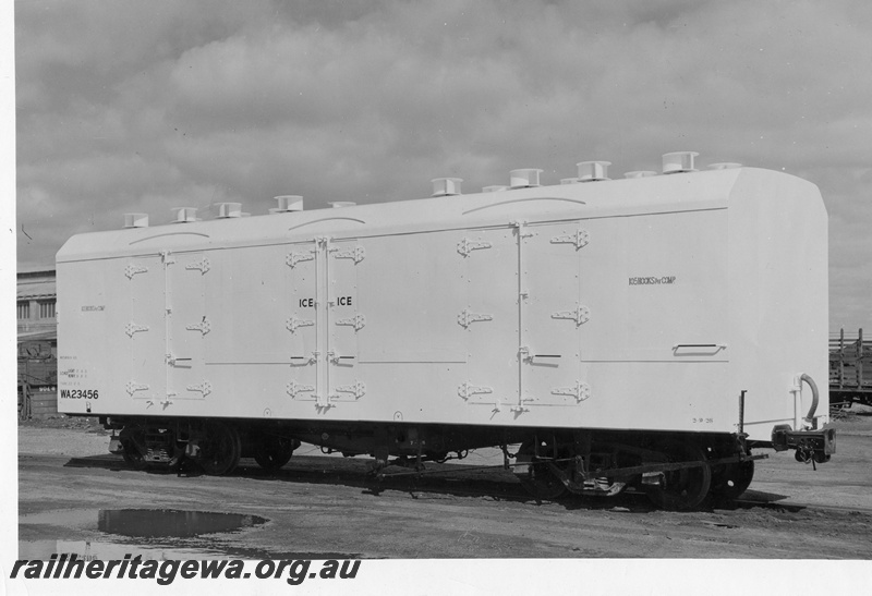 P03659
WA class 23456, bogie refrigerated van, side view, c1960
