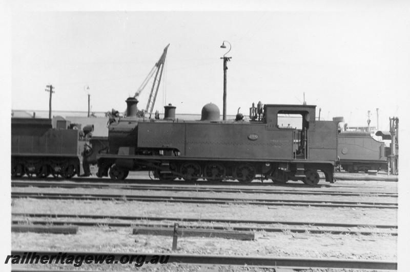 P03686
K class 190, yard, Fremantle, ER line, side view
